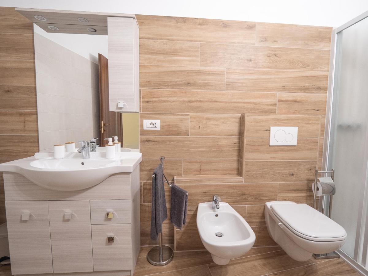 Camelia House Apartment Bellano Ngoại thất bức ảnh